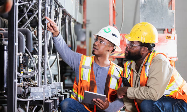 Best Best Electricians Near Me  in Long Beach, CA